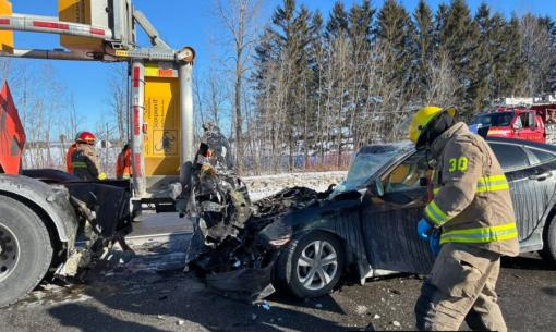 Accident avec un blessé grave sur l'autoroute 40 après une collision avec un camion à atténuateur d'impact