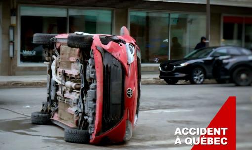 Accident capotage à l’intersection Charest et de la Couronne dans le quartier St-Roch