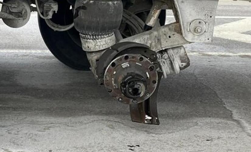 DANGER SUR LA ROUTE - Des véhicules lourds dangereux retirés de la route à Québec