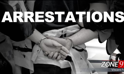 Trois arrestations pour fraude par cartes de débit : leurs comportements a attiré l'attention 