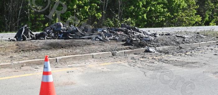 Donnacona - Autoroute 40 fermée à la suite d'une spectaculaire sortie de route 