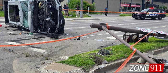 Spectaculaire accident impliquant un véhicule volé sur le boulevard Hamel