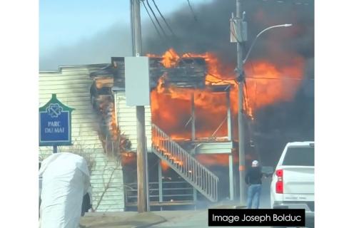 Incendie majeur à Sainte-Marie-de-Beauce : l’enquête transférée à la SQ