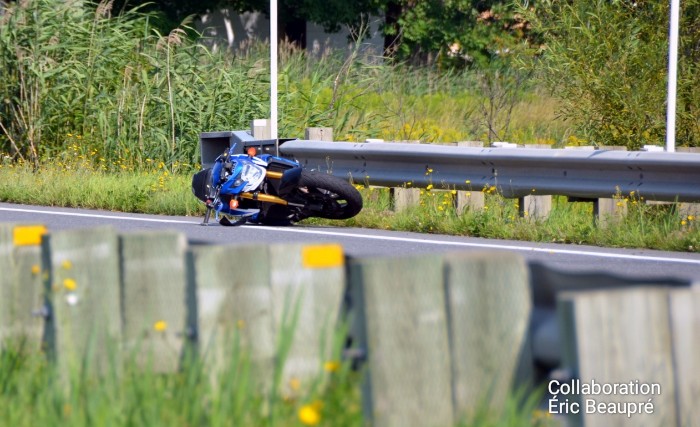 AccidentMoto259 @ Crédit photo Eric Beaupré Vingt55 (28)1W 