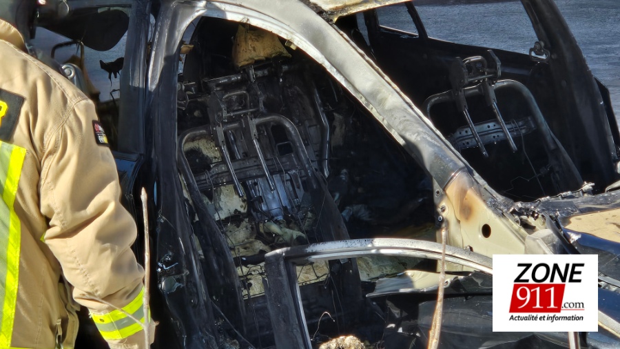 Québec - Incendie de véhicule criminel la police enquête 