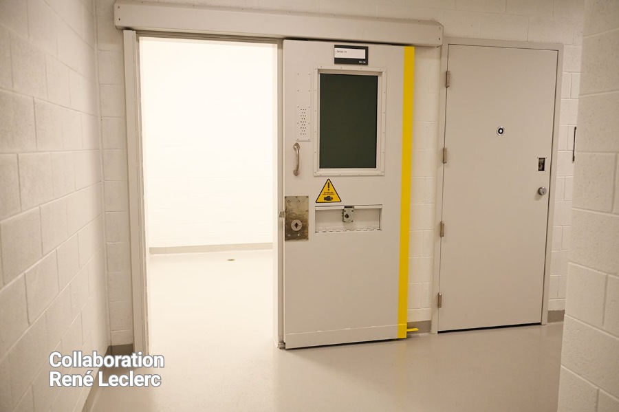 Messenger creation 9A5E233D 8A7A 44CF 9BA8 45E8CBA0C9431W