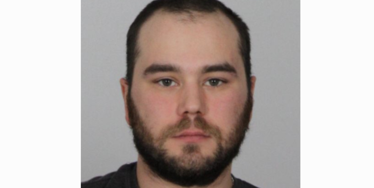 Pornographie juvénile - La Sûreté du Québec a arrêté Étienne Daudelin de la région de Bellechasse et recherche des victimes potentielles