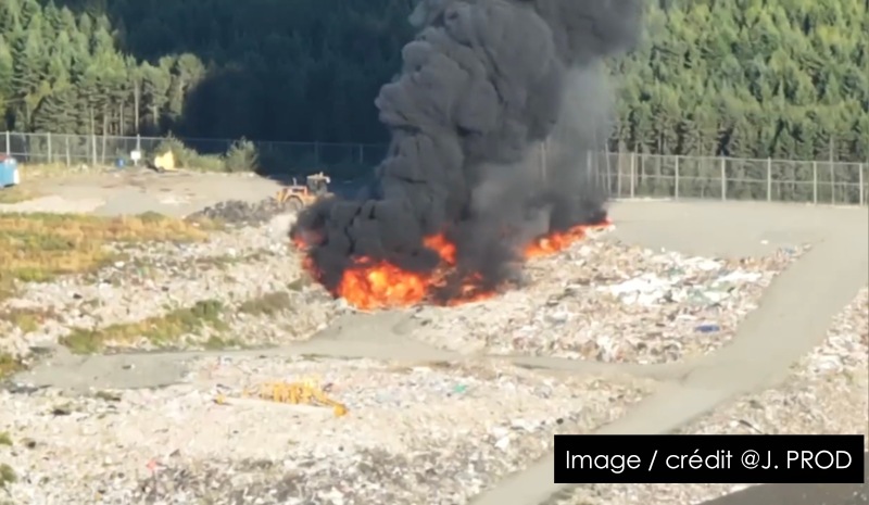 Important incendie dans un site d’enfouissement à Saint-Côme–Linière
