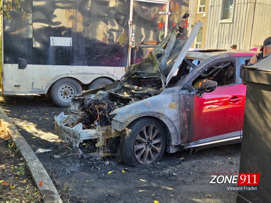 Incendies suspects : deux véhicules en feu à quelques heures d’intervalle sur le Chemin Royal à Beauport 
