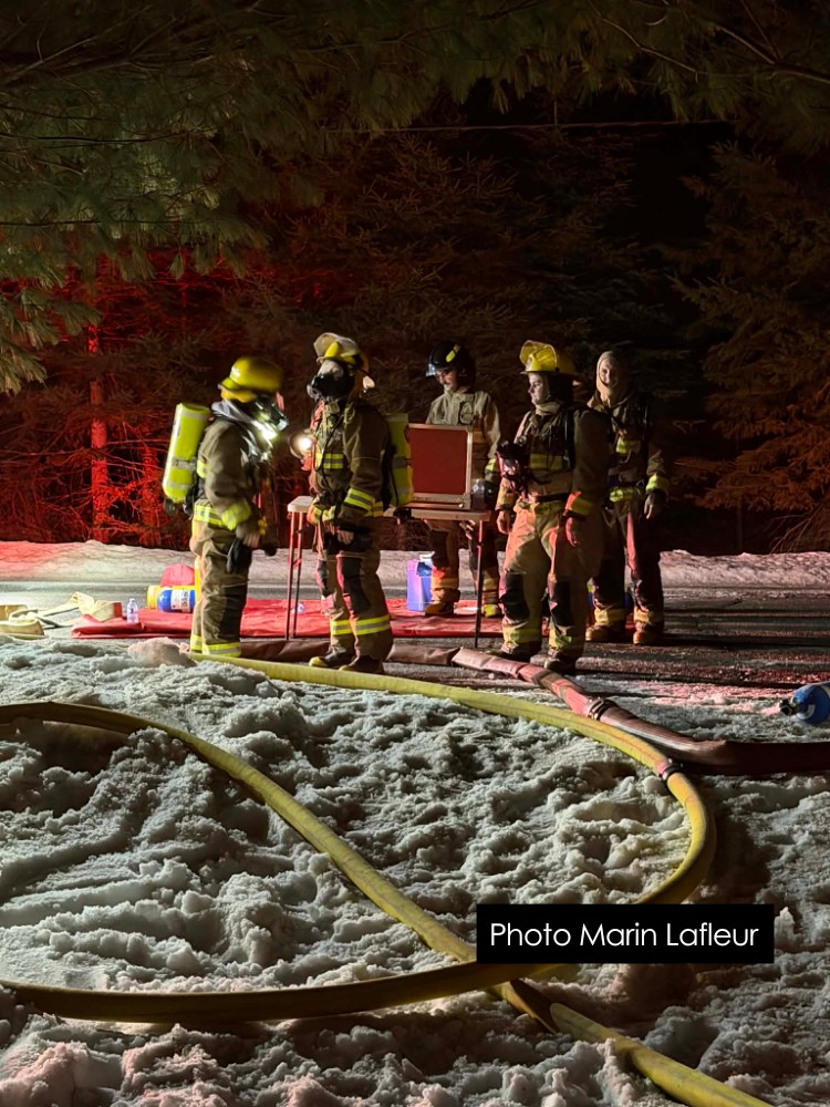 Messenger creation 448AA0CF 6DB3 48FD A20E 8F11EB4E88D8 Z9