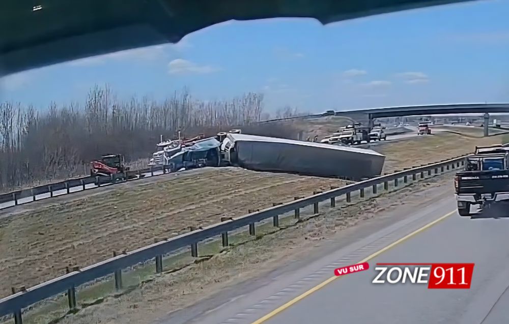 Accident : Un camion semi-remorque renversé sur l'autoroute 30