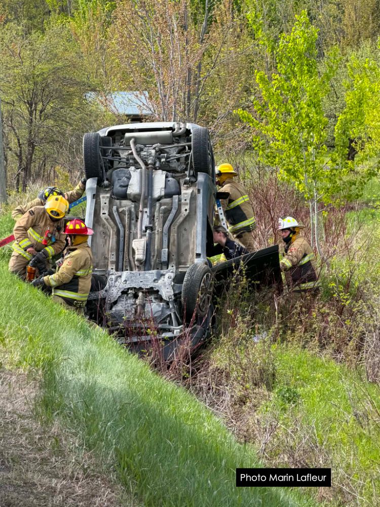 Accident capotage sur la route 132 à Ste-Croix de Lotbinière 