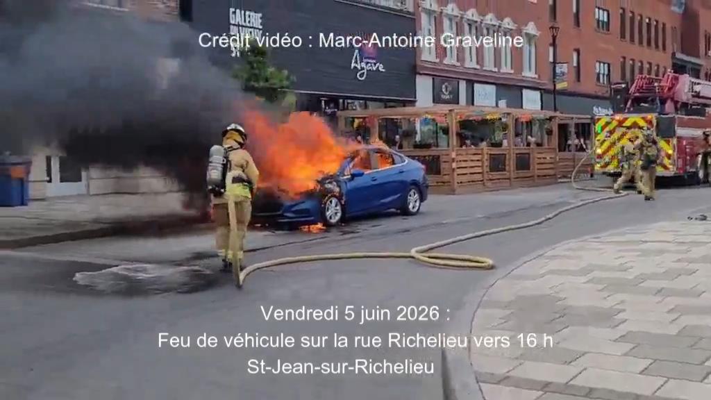 Véhicule en feu à St-Jean-sur-Richelieu 