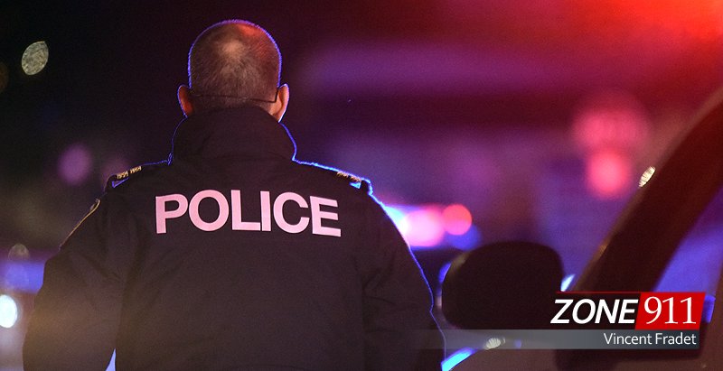 Les policiers investissent un bar rempli de mineurs