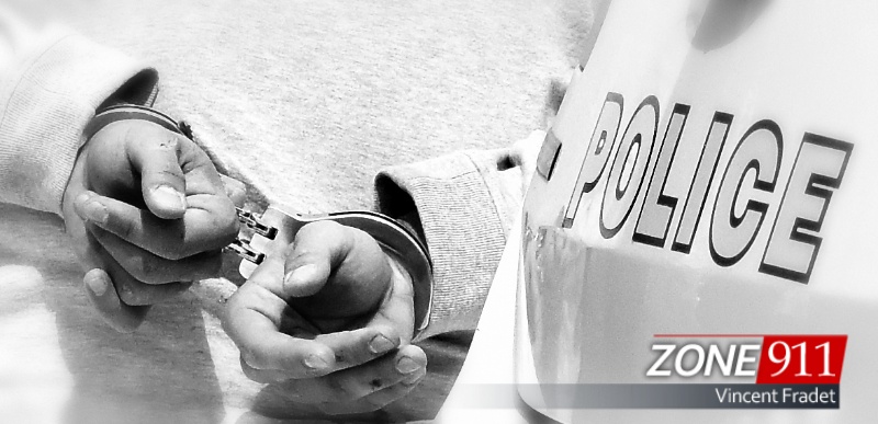 Frappe policière à Québec en lien avec la violence armée : 3 arrestations 